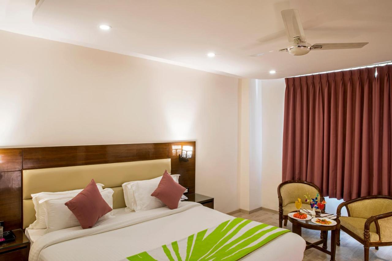 Regenta Inn On The Ganges רישיקש מראה חיצוני תמונה