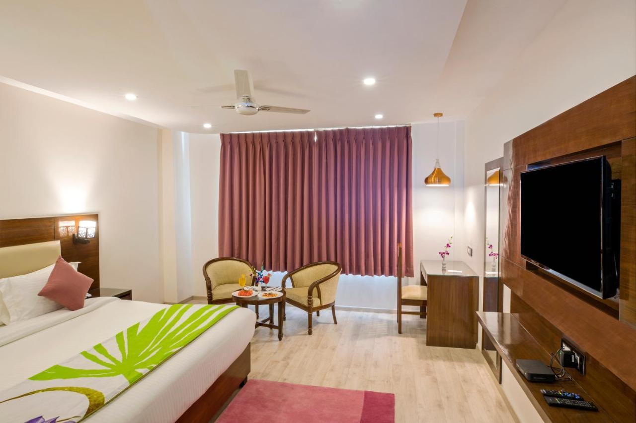 Regenta Inn On The Ganges רישיקש מראה חיצוני תמונה
